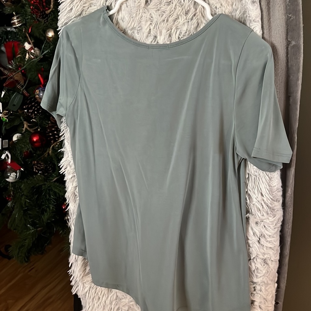 Blouse - Picture 2 of 2